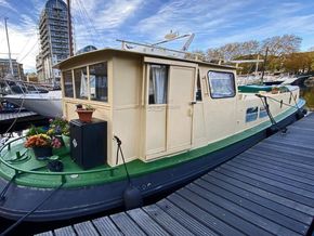 Dutch Barge 13m with Residential London Mooring - Main Photo