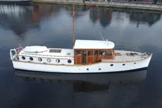 Luke Gaff Gentleman's Motor Yacht