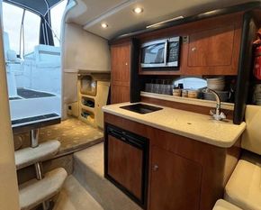 2008 Rinker 280 Cabin Cruiser 22