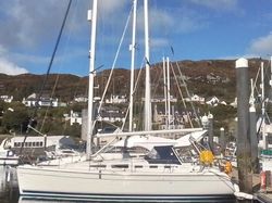 Hunter Legend 38 2007 bilge keel Perfect