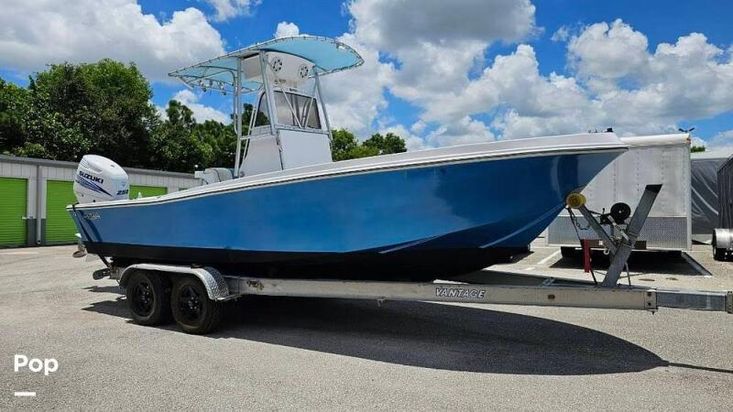 1986 Mako 231 center console