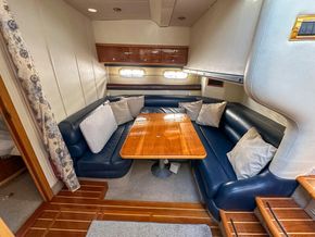 2001 Sealine F43 32