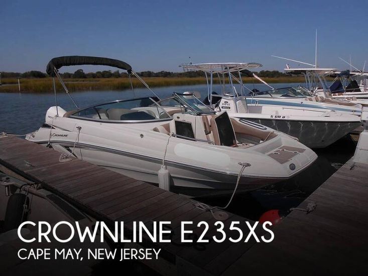 2023 Crownline e235 xs