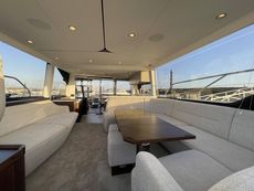 2025 Fairline Squadron 58
