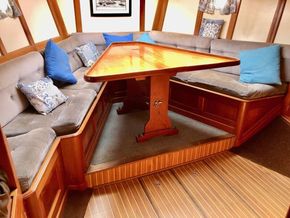 Orlando 49 Canoe Stern - Saloon