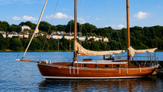 BANTAB &ndash;1936 Classic Teak Bermudian Ketch-centre board