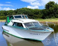 Delmar 1- 24ft 6ins 1977 Coronet 24 2 berth motor cruiser.