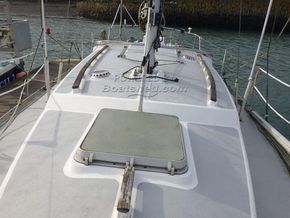 Moody 30 Sailing Yacht - Deck