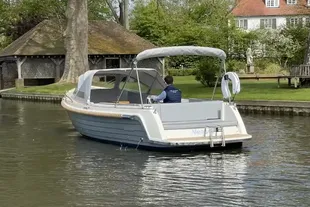 2022 Interboat Intender 820