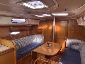2007 Bavaria 37 Cruiser 32