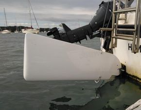 Kick up rudder