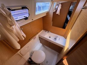 2013 Jeanneau Sun Odyssey 469 41