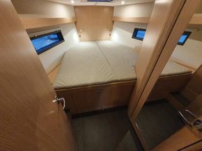 2025 Bavaria C42 17