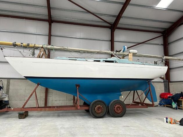 NICHOLSON 35 - VERY LIGHTLY USED £25000