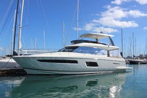 Prestige 560 Fly