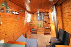 45ft Semi-Traditional stern