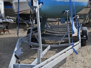 3500kg twin axel boat trailer like new