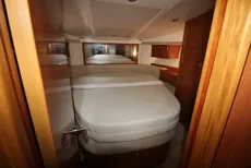 2002 Sealine F37