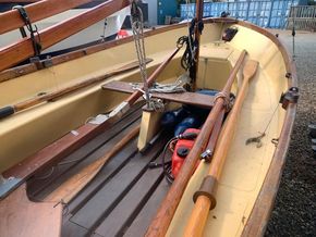 Falmouth Bass Boat 16 Deluxe Gunter rigged ketch - Cockpit