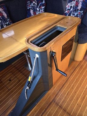 liifting keel and handle 