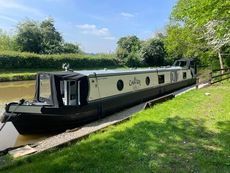 58ft 2021 Cruiser Stern Narrowboat built by Swan Boats with Bow Thrust