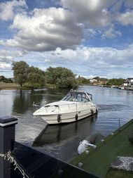 Cruisers Yacht 340