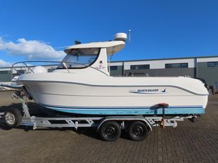 2005 Quicksilver 640 Pilothouse