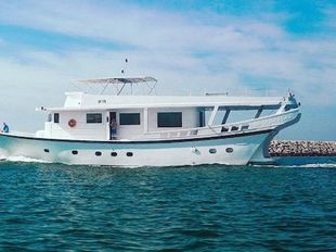 80ft Fiber Dhow