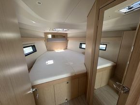 2025 Bavaria C42 26