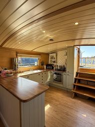 2017 Collingwood widebeam 2 bed 70' x 12'