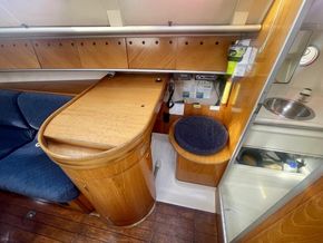1990 Beneteau First 32s5 19