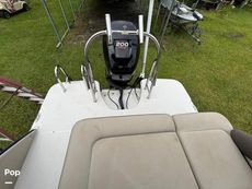 2017 Bayliner Element XR7