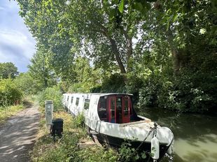 Houseboat in the centre of Oxford