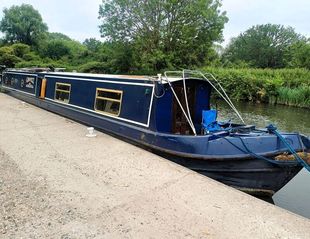Gin Fizz-55ft 2003 Liverpool Boats 3 berth cruiser stern narrowboat