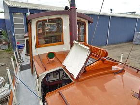 Klassiek Motorjacht 13.80, ex Barkasse