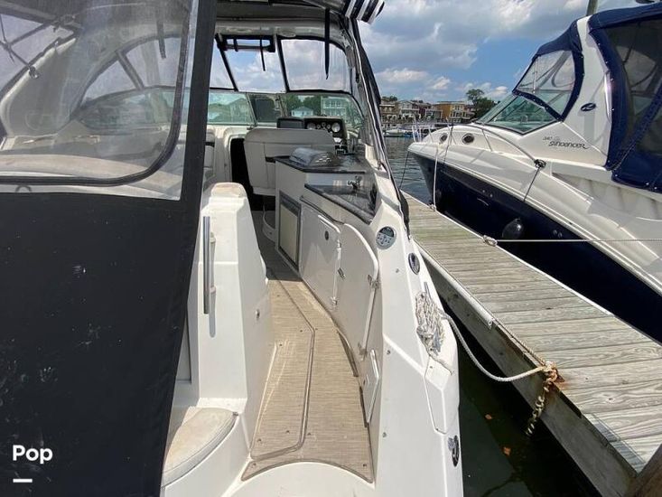 2011 Rinker 310 ec