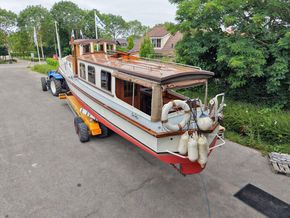 Klassiek Motorjacht 13.80, ex Barkasse