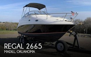 2005 Regal 2665 Commodore
