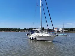 Island Packet 380
