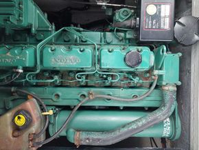 Orkney Pilothouse 24  - Engine
