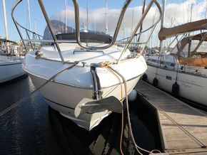 Princess V40  - Bow