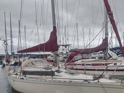 FIRST 32 SOLID CRUISING YACHT