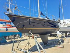 1982 Dufour 3800