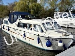 1995 32ft Viking River Cruiser