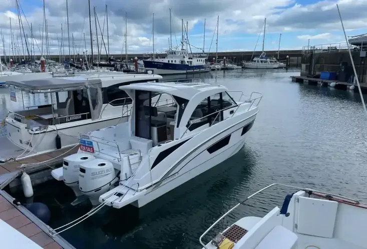 2023 Beneteau Antares 9