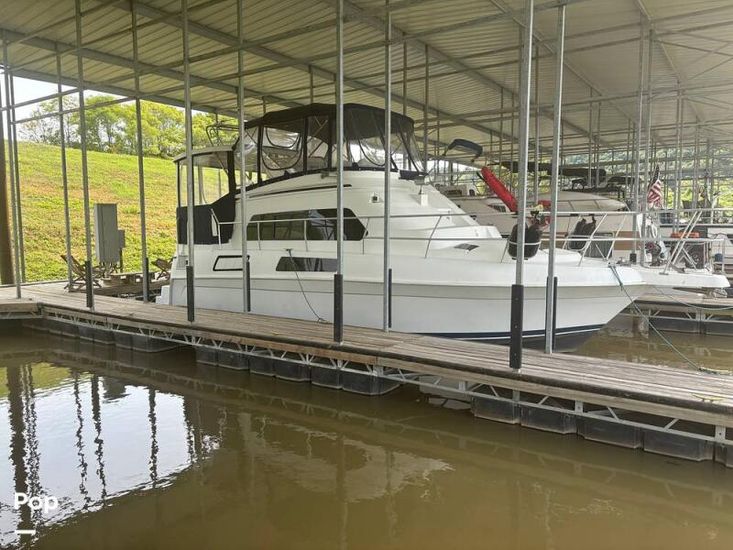 1996 Mainship 37 motor yacht