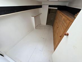Houseboat 43ft  - Forward Cabin