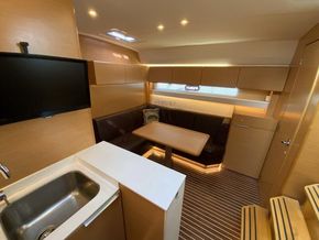 Bavaria 450 Sports Coupe (3 cabin version) - Saloon