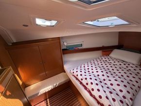 2011 Bavaria 36 Cruiser 21
