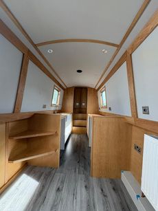 New 47 foot cruiser stern